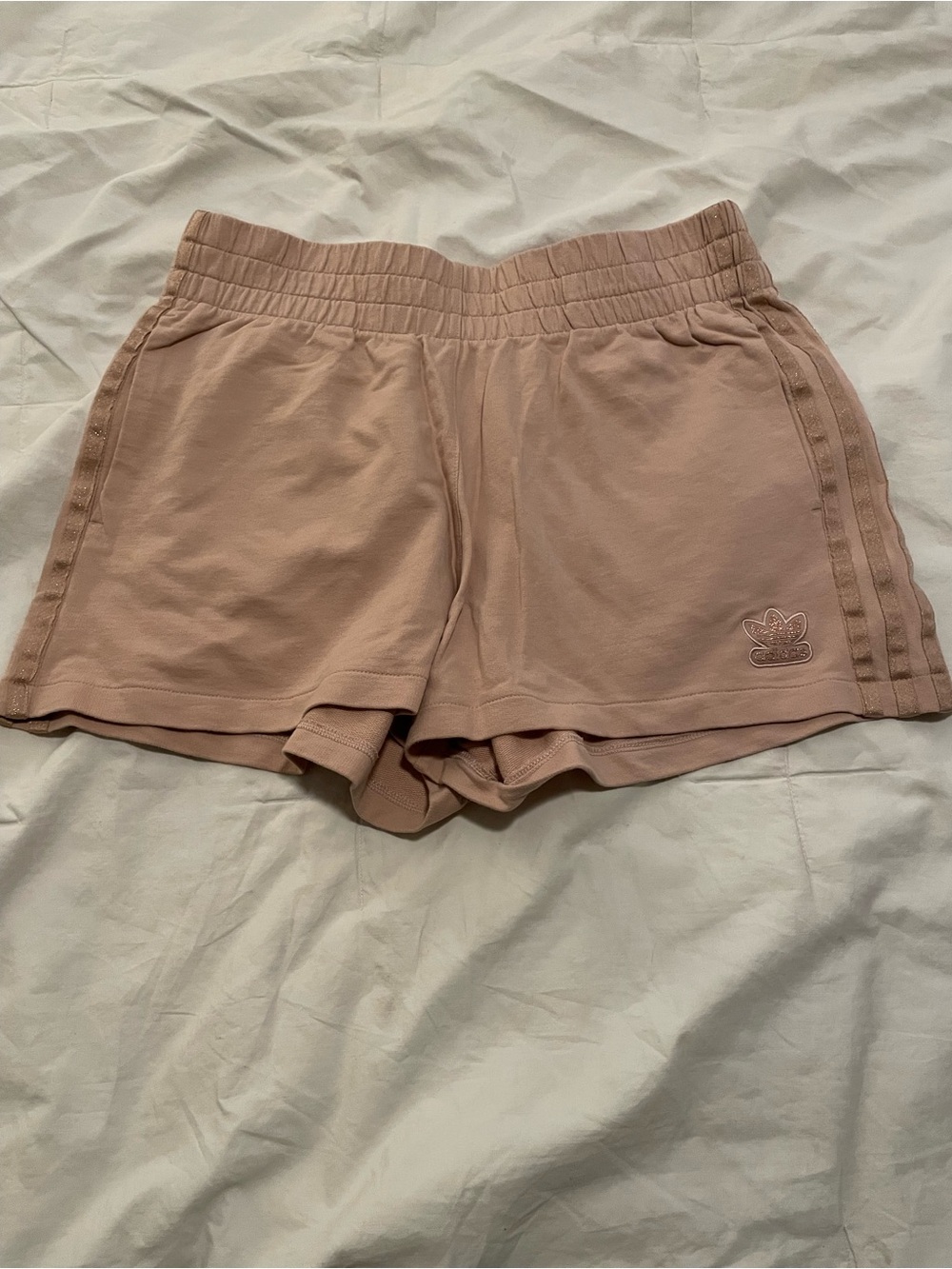 adidas Originals New Neutrals logo high waisted shorts in Ash Pearl Size Medium - Picture 4 of 6